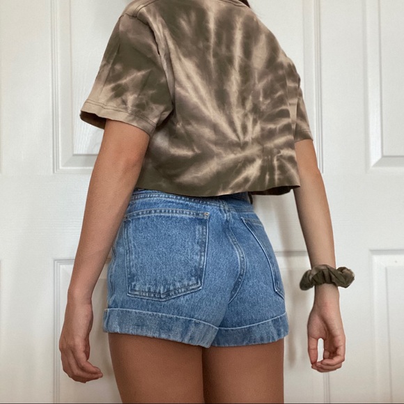 *SOLD* Reworked Hawaii Tee + Scrunchie - Picture 3 of 8